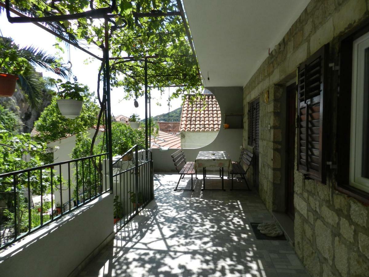 Apartmani Maruncic Omiš Екстериор снимка